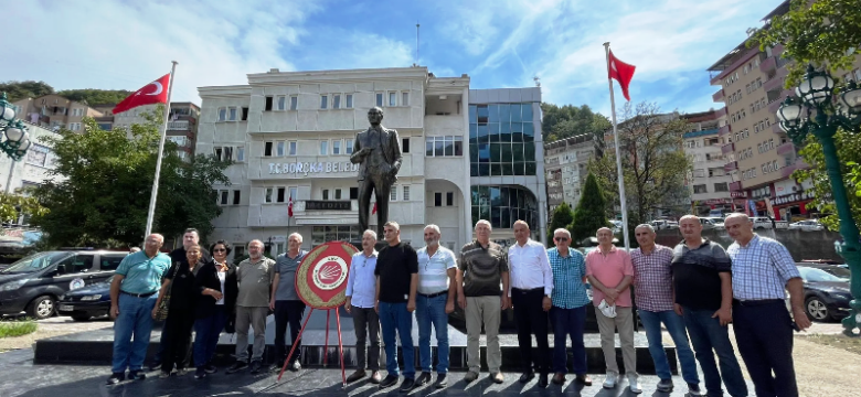 CHP’NİN 101. YIL TÖRENİ BORÇKA’DA KUTLANDI