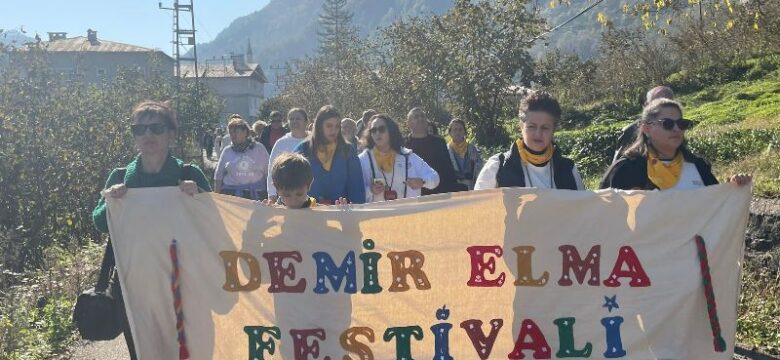 Korumalı: Demir Elma Festivali 2. Gününde Muratlı Köyünde Devam Etti