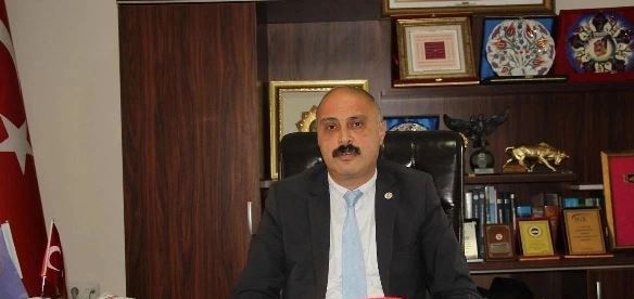 Korumalı: Artvin ESOB Başkanı Öngüner, “Bugün yerel esnafımıza destek verirsek, bu destek yalnızca onların ayakta kalmasını sağlamaz, aynı zamanda şehrimizin ekonomik canlılığını korur ve geleceğine katkı sunar”