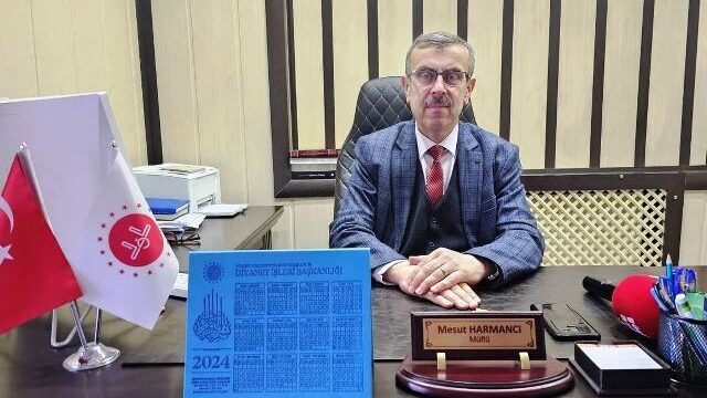 Korumalı: Artvin Müftüsü Harmancı, “Ramazan’ın tüm İslam âlemine huzur ve bereket getirmesini” diledi