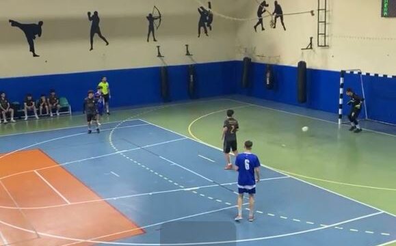 Korumalı: Futsal İl Birinciliği yarı final karşılaşmaları büyük bir heyecana sahne oldu